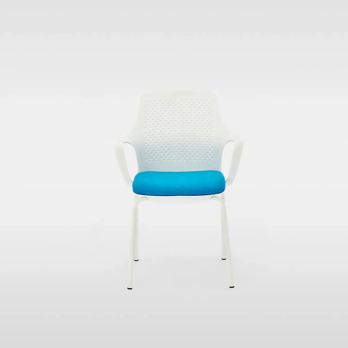 Training chair 03, front view